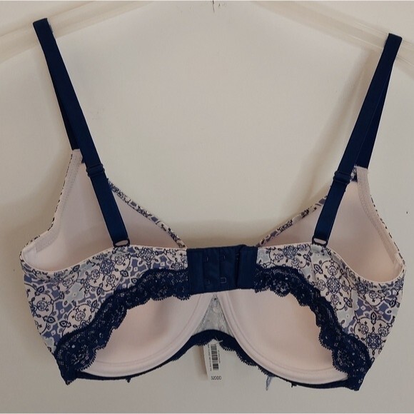 Adore Me 32DDD 32F White Blue Demi Cup Bra Medallion Print NEW - Picture 5 of 8